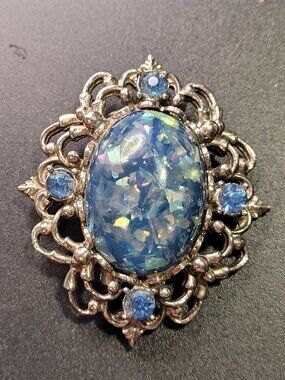 Vintage Signed Coro Brooch Pin Blue Confetti Lucite Faceted Rhinestones